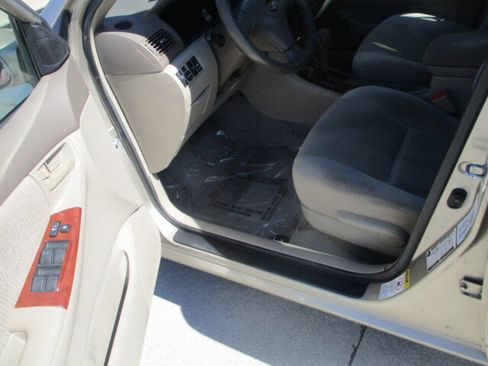 Used 2008 Toyota Corolla LE image 9