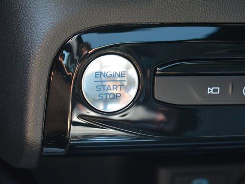 Used 2023 Ford Escape ST-Line Select w/ Tech Pack #2 AWD/4WD image 16