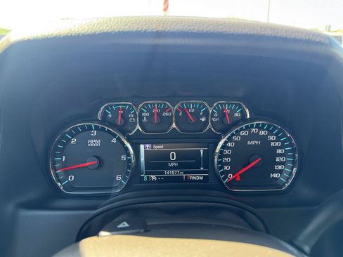 Used 2016 Chevrolet Suburban LT AWD/4WD image 22