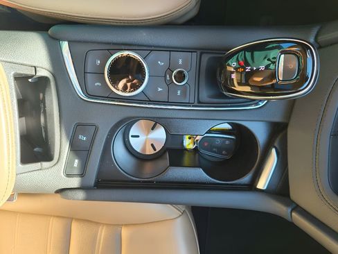 Used 2023 Cadillac XT5 Premium Luxury w/ Platinum Package image 27