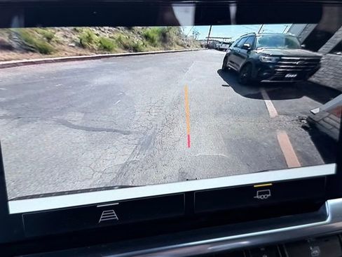 Used 2026 Chevrolet Silverado 1500 LT image 37