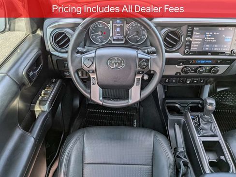 Used 2022 Toyota Tacoma Limited RWD image 17