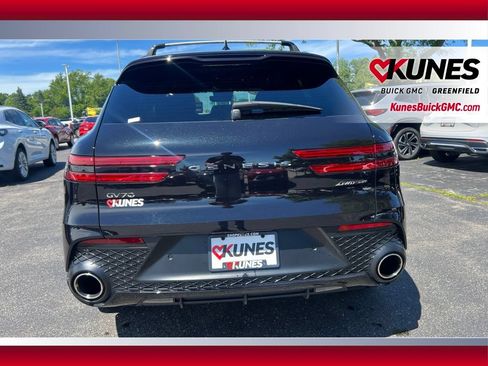Used 2025 Genesis GV70 3.5T Sport AWD/4WD image 14