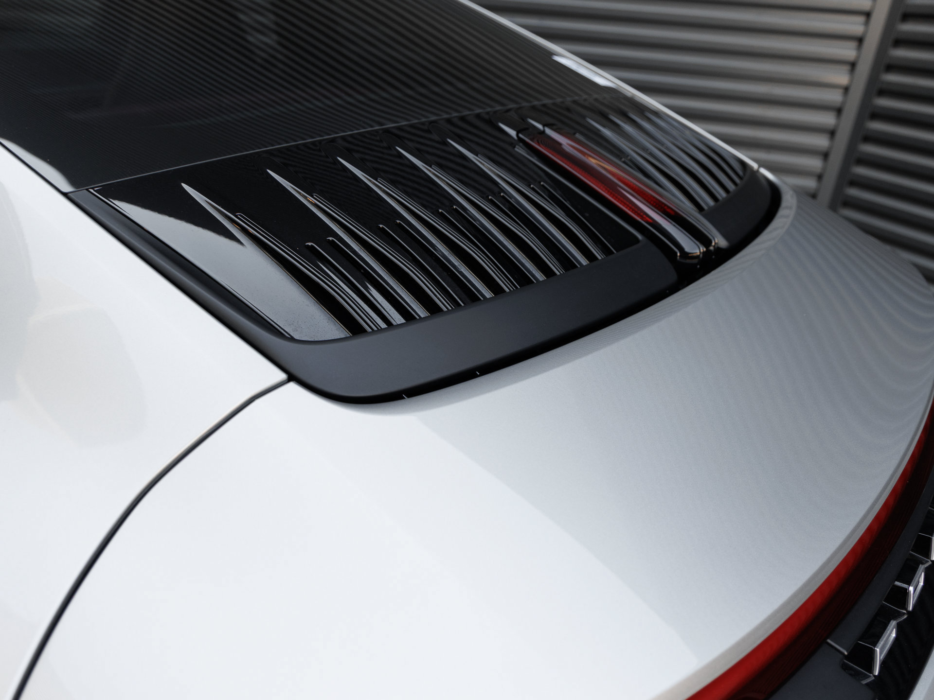 Certified 2025 Porsche 911 Carrera RWD image 29
