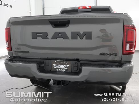 New 2026 RAM 2500 Big Horn AWD/4WD image 28