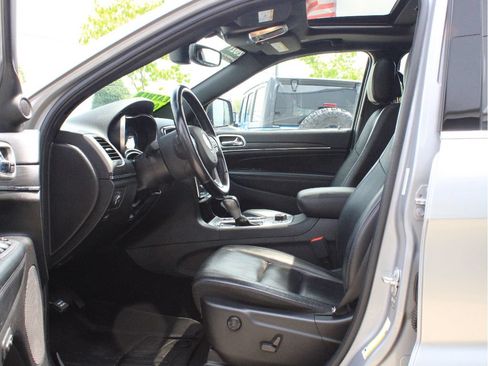 Certified 2021 Jeep Grand Cherokee Limited AWD/4WD image 11