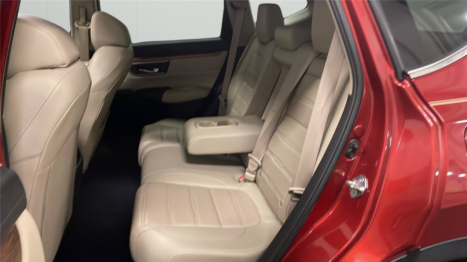Used 2019 Honda CR-V Touring image 11