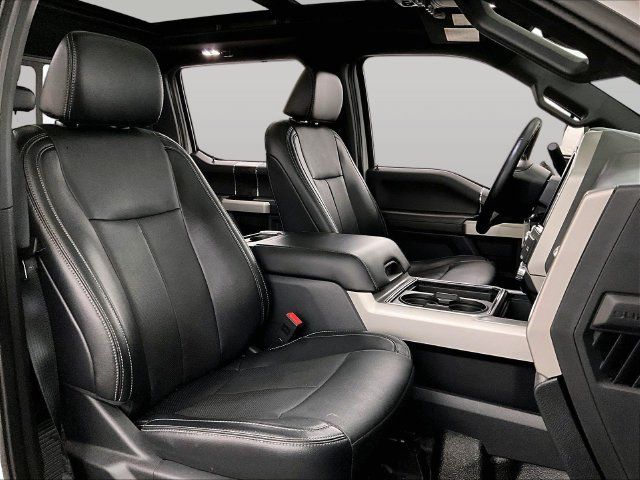 Used 2022 Ford F250 Lariat w/ Black Appearance Package AWD/4WD image 7