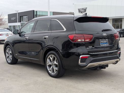 Used 2019 Kia Sorento SX w/ SX Touring Package image 3