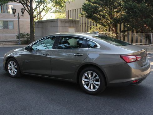 Used 2020 Chevrolet Malibu LT FWD image 8