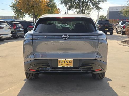 New 2026 Nissan Murano SV image 4