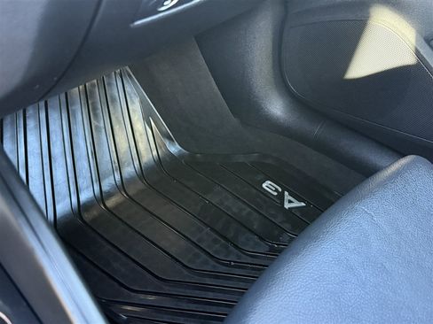 Used 2016 Audi A3 e-tron Premium Plus w/ Premium Plus Package image 34