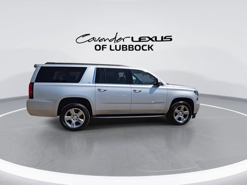 Used 2020 Chevrolet Suburban LT w/ Max Trailering Package RWD image 9