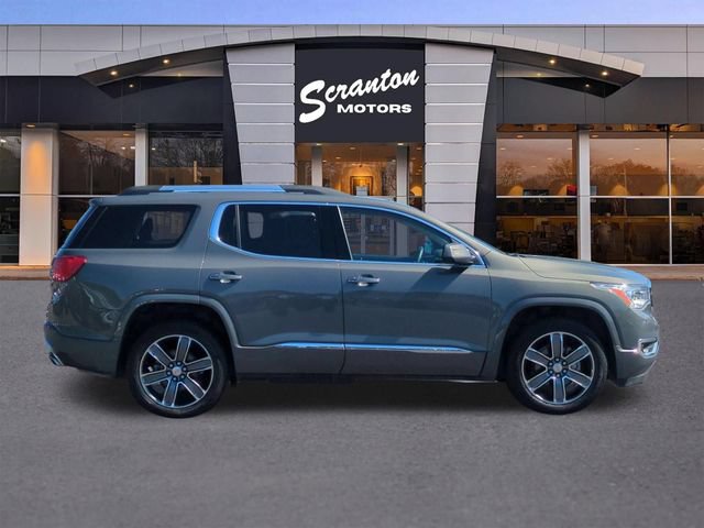 Used 2017 GMC Acadia Denali w/ Technology Package AWD/4WD image 6