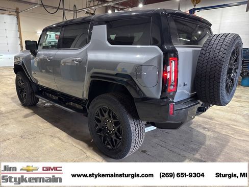 New 2025 GMC Hummer EV 2X image 6