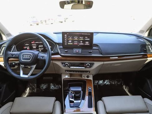 Used 2022 Audi Q5 2.0T Prestige image 11