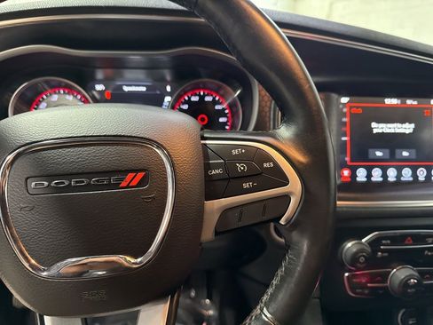 Used 2017 Dodge Charger SXT w/ AWD Plus Group image 12