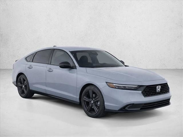 Used 2023 Honda Accord Sport image 3