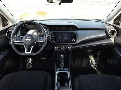 Used 2024 Nissan Kicks SV image 7