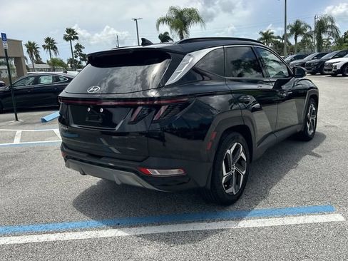Used 2022 Hyundai Tucson Limited w/ Cargo Package FWD image 6