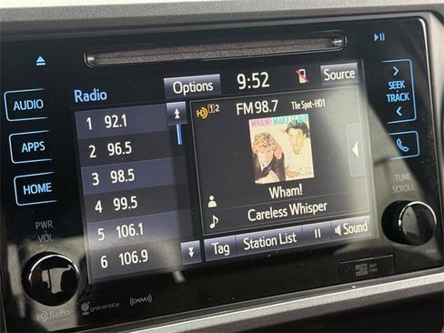 Used 2019 Toyota Tacoma TRD Sport w/ Technology Package image 20