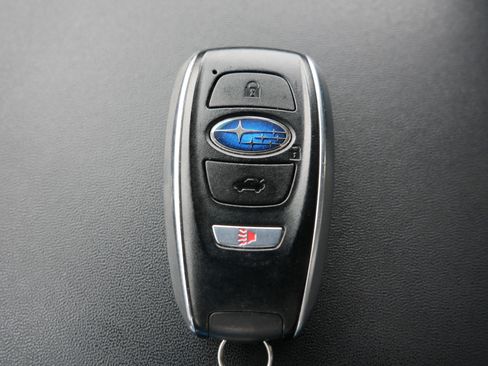 Used 2016 Subaru Outback 3.6R Limited AWD/4WD image 35