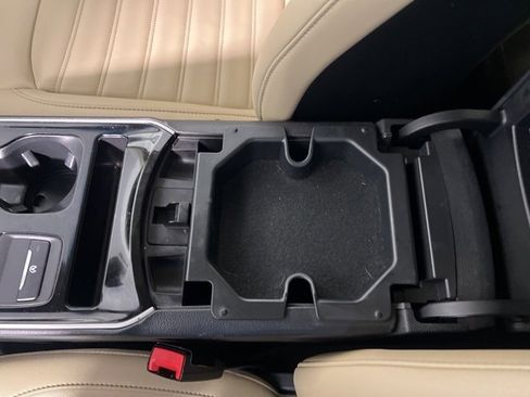 Used 2020 Ford Edge SEL w/ Cold Weather Package image 29