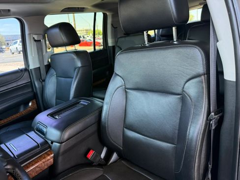 Used 2016 Chevrolet Suburban LTZ RWD image 44