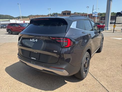 New 2026 Kia Sportage EX w/ EX Panorama Roof Package image 7