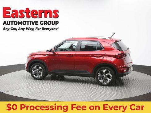 Used 2024 Hyundai Venue Limited FWD image 61
