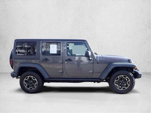 Used 2016 Jeep Wrangler Unlimited Rubicon image 5