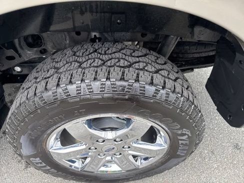 Used 2025 Ford Ranger XLT w/ Advanced Towing Package AWD/4WD image 11