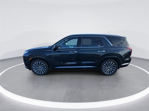 Used 2025 Hyundai Palisade Calligraphy image 5