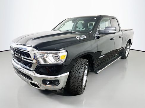 Used 2022 RAM 1500 Big Horn AWD/4WD image 3