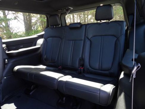 New 2026 Jeep Grand Wagoneer Limited AWD/4WD image 10