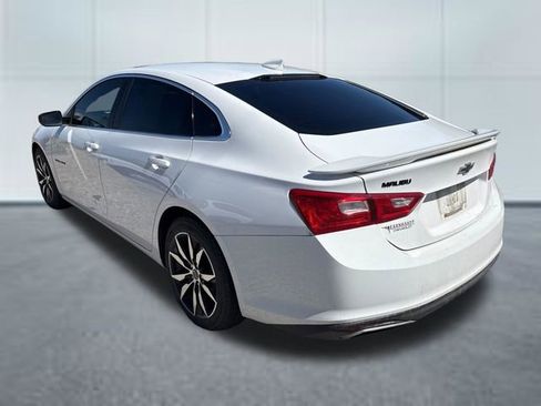 Used 2020 Chevrolet Malibu RS image 2
