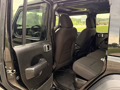 Used 2023 Jeep Wrangler Unlimited w/ Sun & Screen Package AWD/4WD image 25
