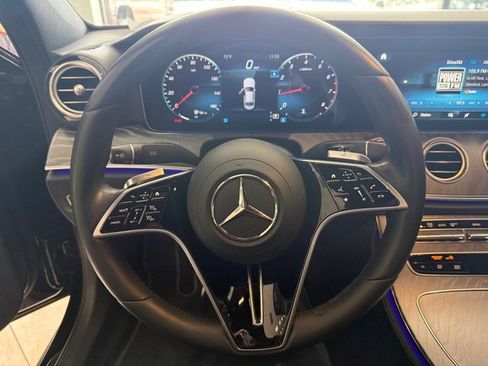Used 2022 Mercedes-Benz E 350 Sedan image 5