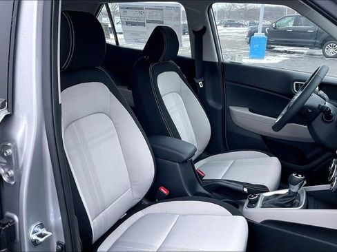 New 2026 Hyundai Venue SEL image 32