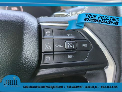 Used 2024 Jeep Grand Cherokee Altitude AWD/4WD image 25