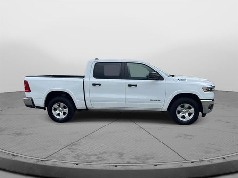 Used 2025 RAM 1500 Big Horn AWD/4WD image 15