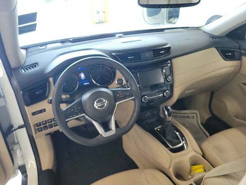Used 2019 Nissan Rogue SL w/ Premium Package AWD/4WD image 7
