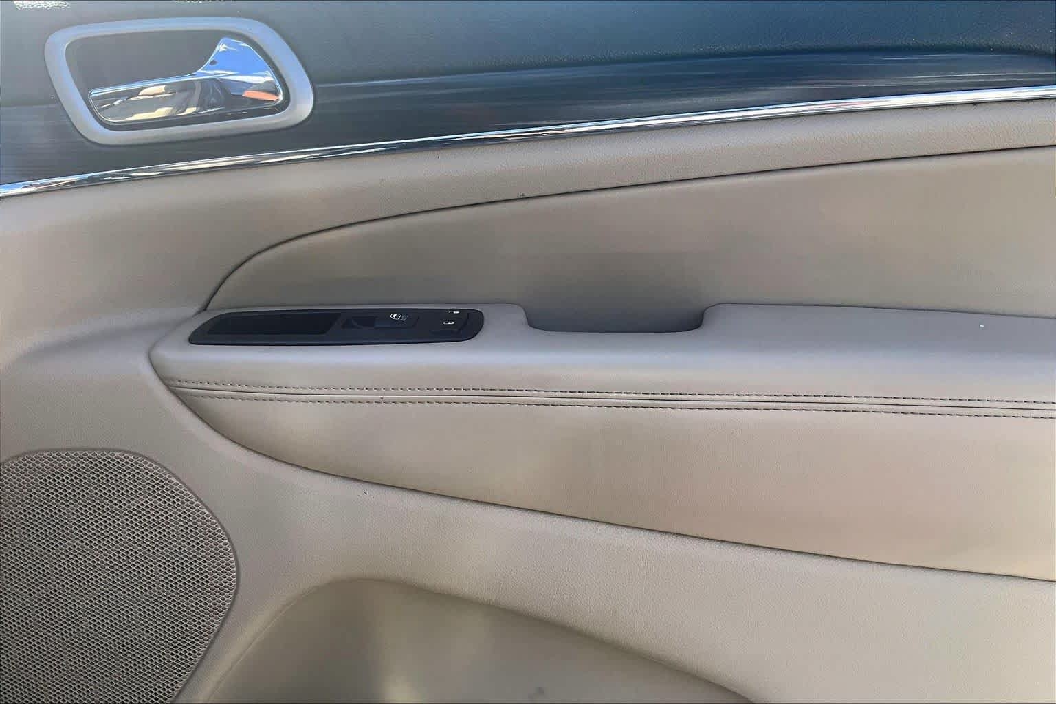 Used 2020 Jeep Grand Cherokee Limited RWD image 22