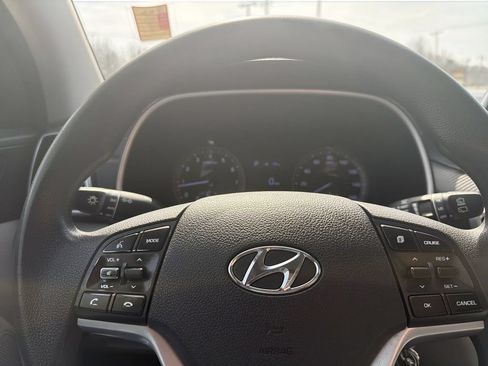 Used 2020 Hyundai Tucson SE FWD image 11