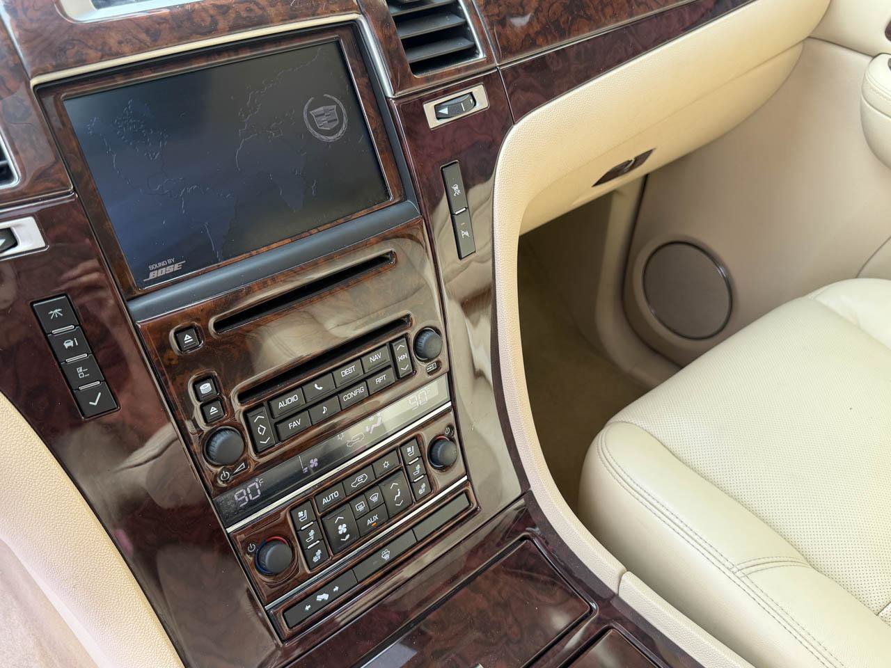 Used 2008 Cadillac Escalade 2WD image 23