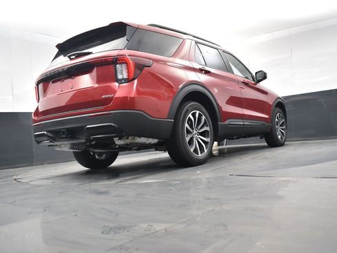 New 2026 Ford Explorer ST-Line image 16