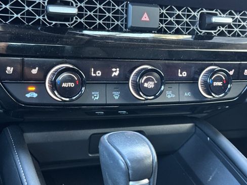 Used 2024 Honda Accord Touring image 19