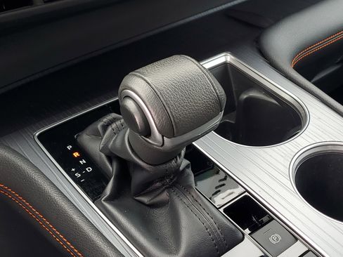 Used 2022 Toyota Sienna XSE image 30