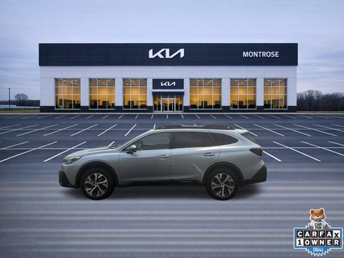 Used 2022 Subaru Outback Limited XT w/ Popular Package #2 AWD/4WD image 9