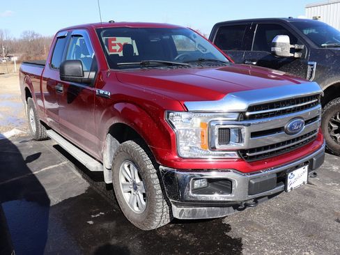 Used 2018 Ford F150 XLT image 3